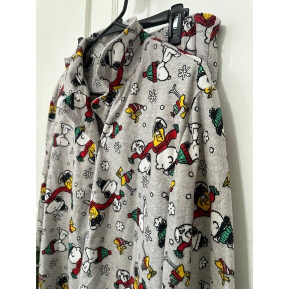 Peanuts Women’s size X-large matching pajama set - Picture 5 of 10